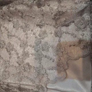 پارچه دانتل پولک دوزی