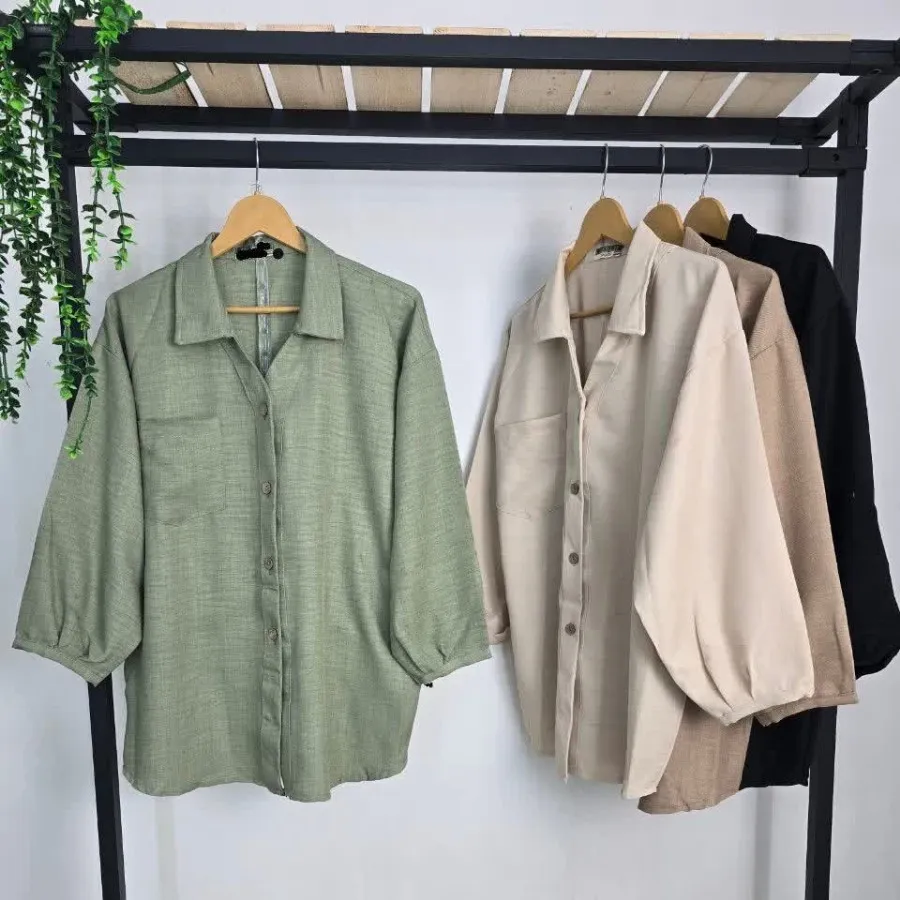 شومیز دکمه چوبی