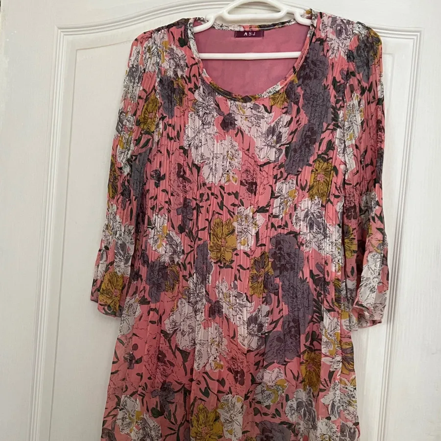 پیراهن پلیسه