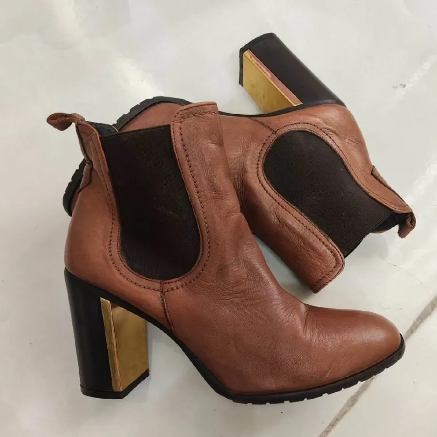 نیم بوت زنانه