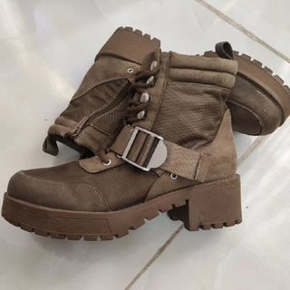 بوت زنانه