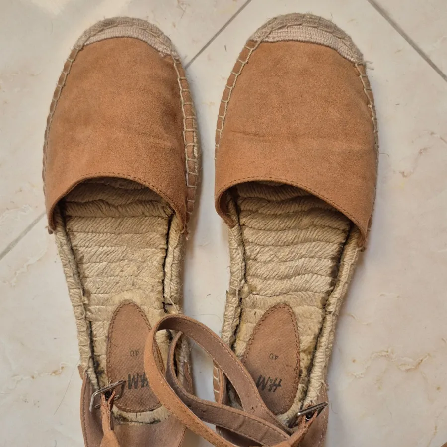 کفش اچ اند ام h&m