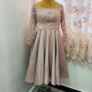 لباس عروسکی
