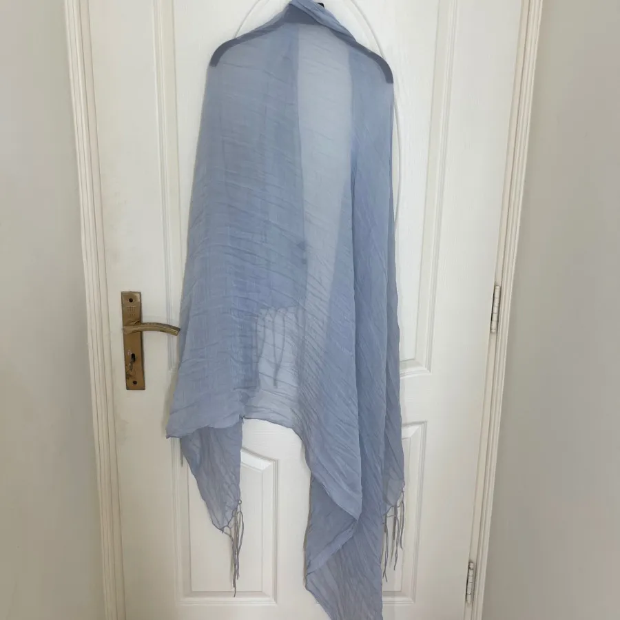 شال پهن و بلند ابی روشن