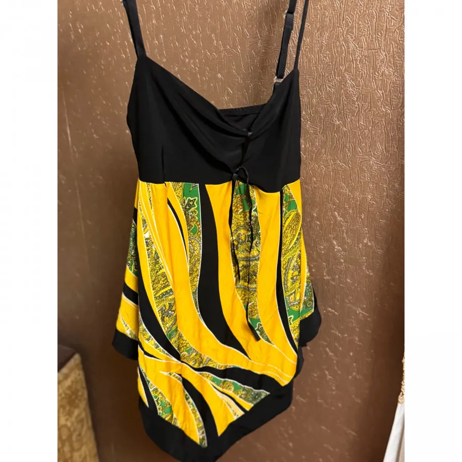 تاپ دخترانه