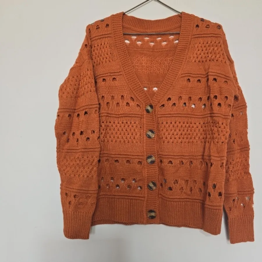 پلیور دکمه صدفی