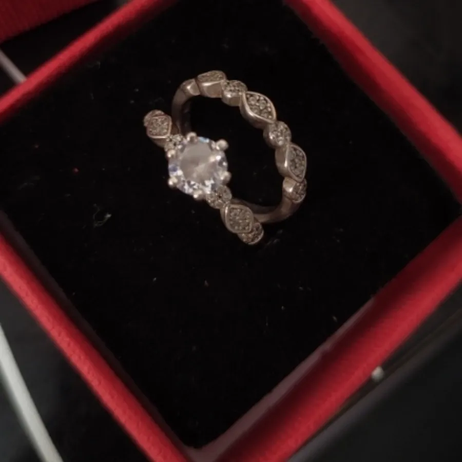 انگشتر نشان نقره