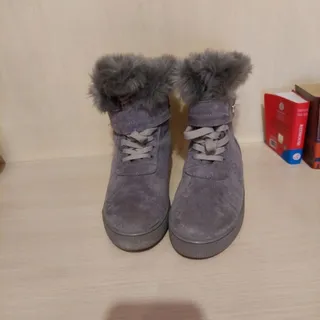 بوت ( ورق بزنید )