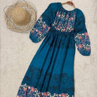 پیراهن ساحلی