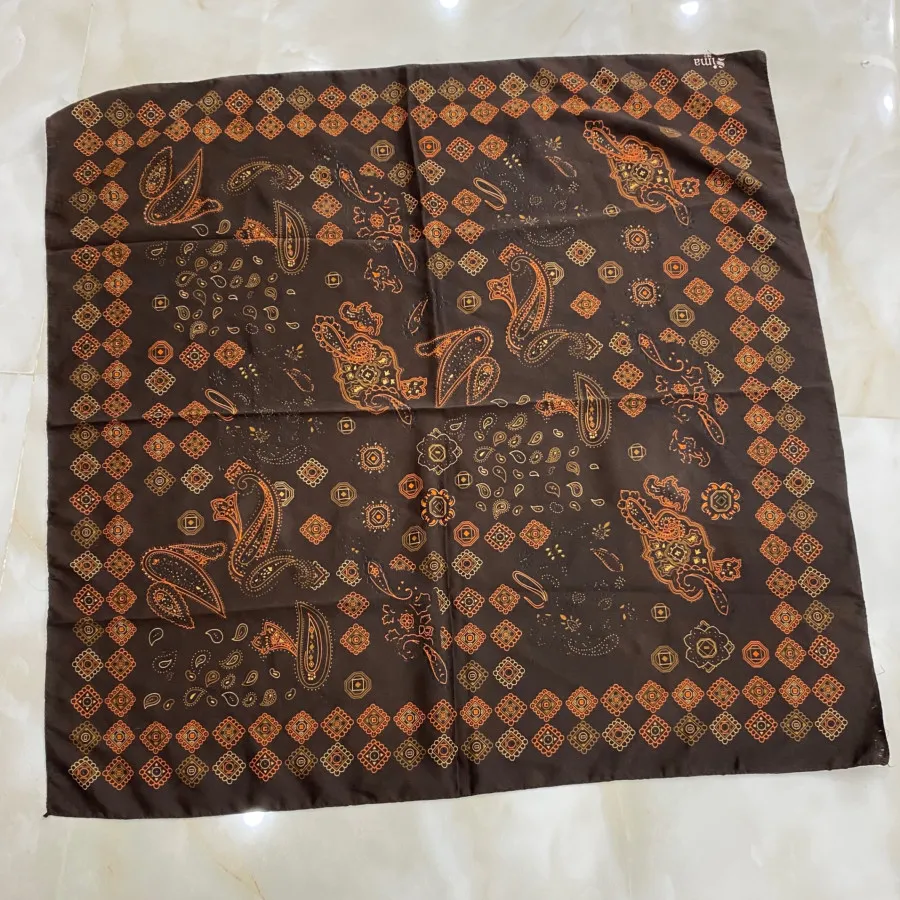 مینی اسکارف