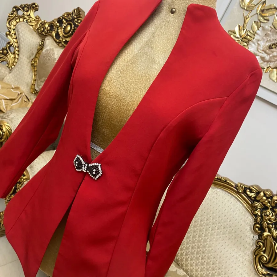 کت زنانه قرمز مجلسی
