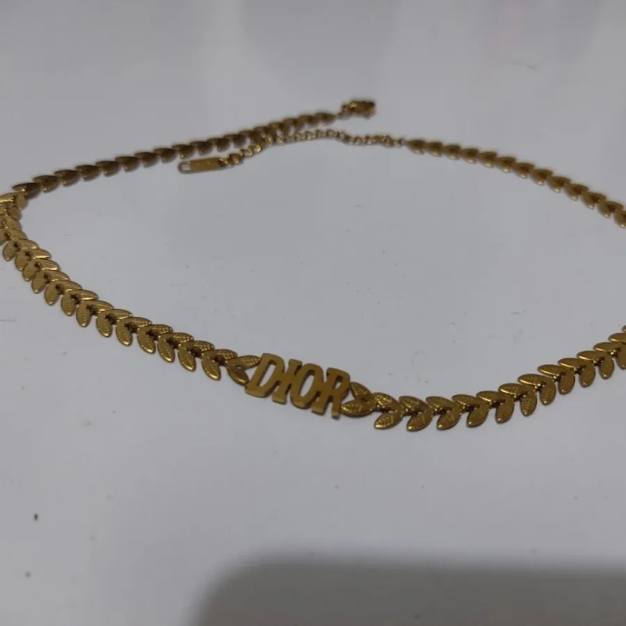 گردنبند دیور