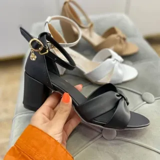 کفش شیک گل بانو