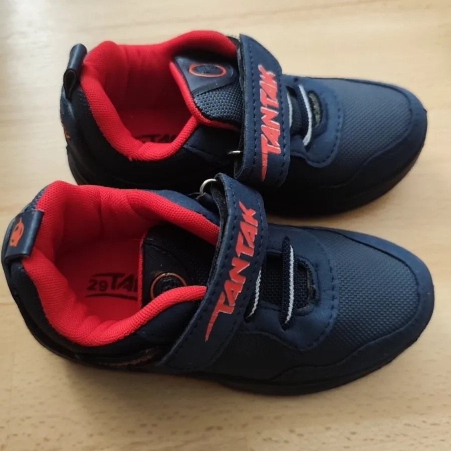 کتونی اسپرت