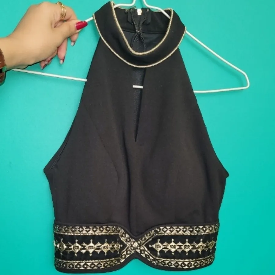 نیم‌تنه مشکی