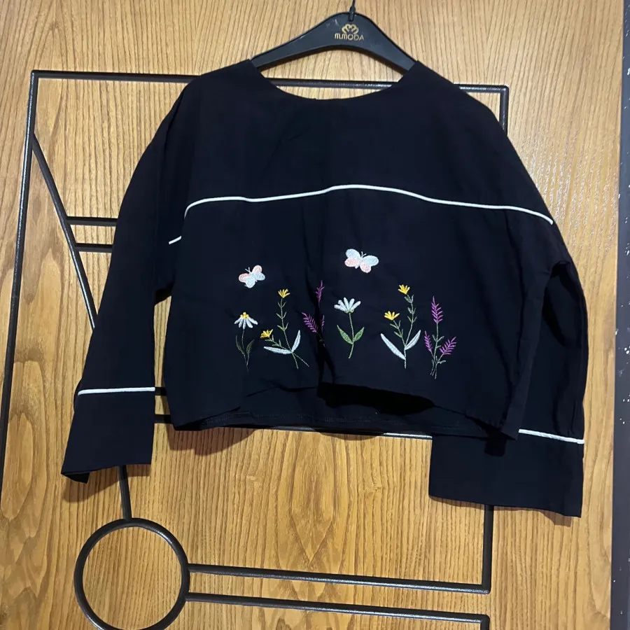 شومیز بسته مشکی