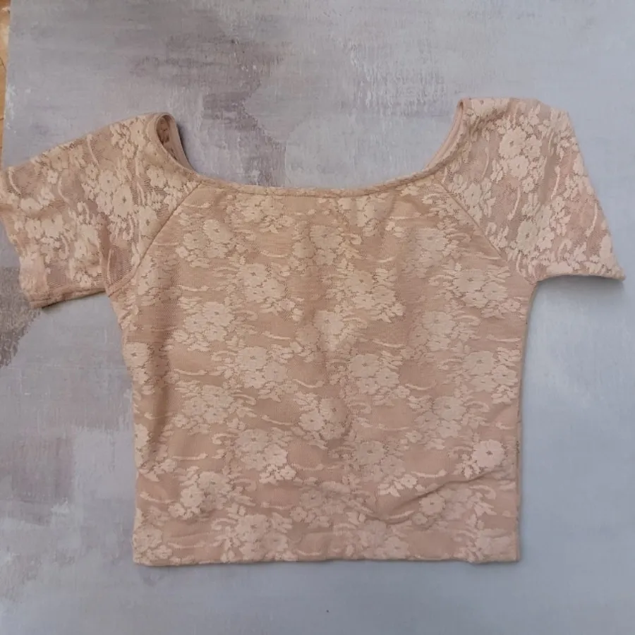 نیم تنه گیپور صورتی