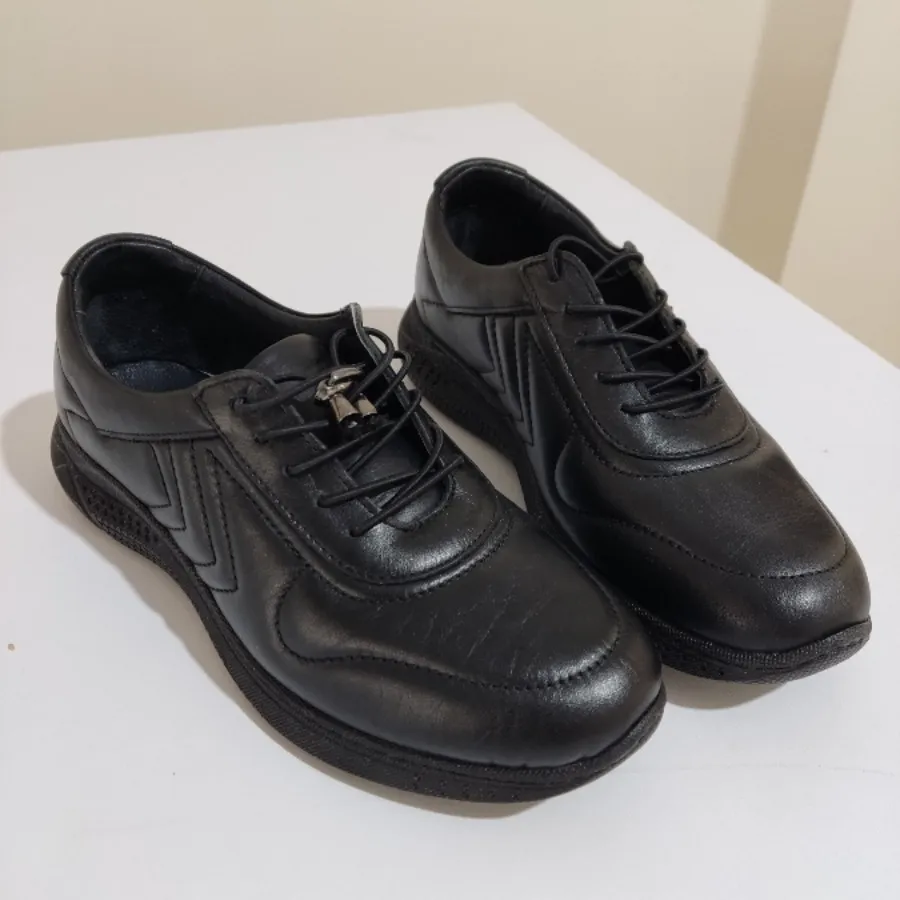 کفش چرم اسپرت