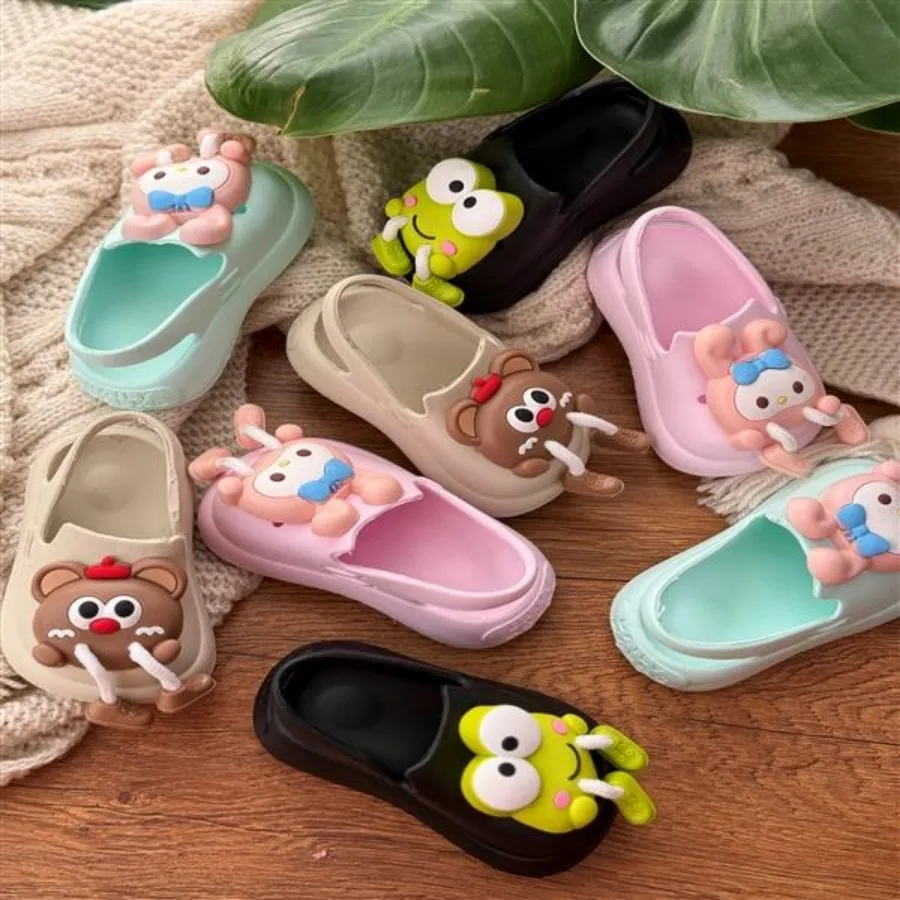 دمپایی بچگانه