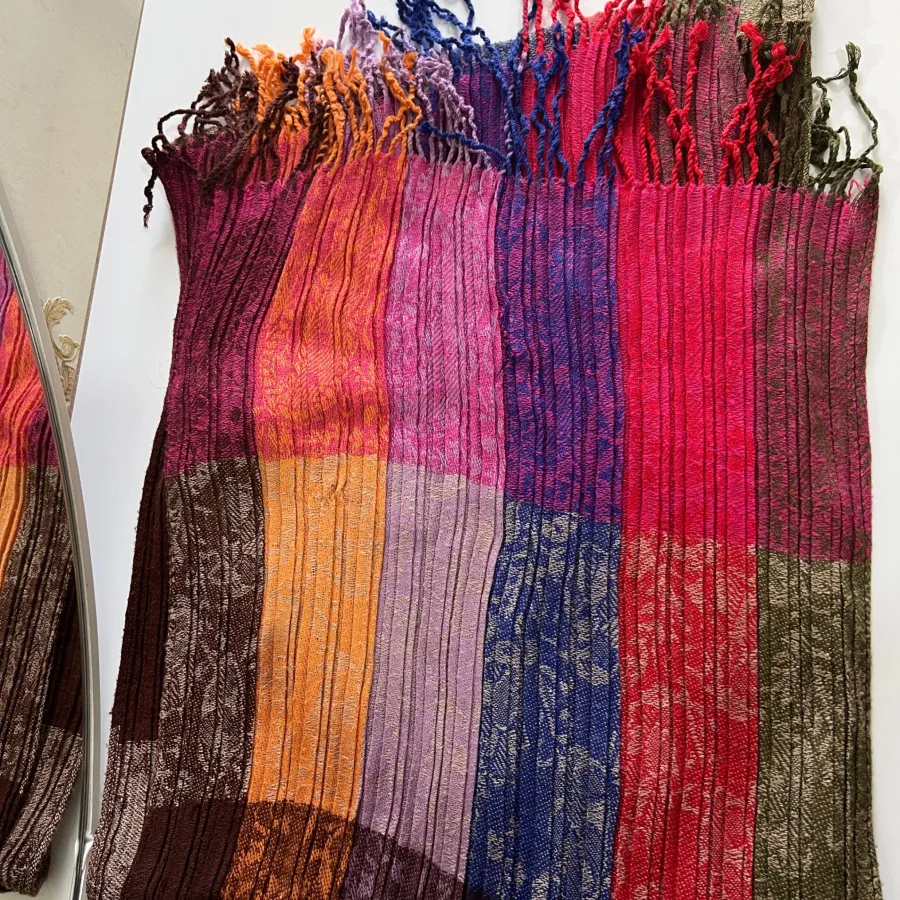 شال رنگارنگ