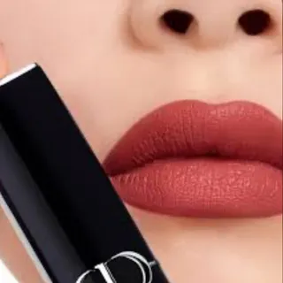 رژلب دیور