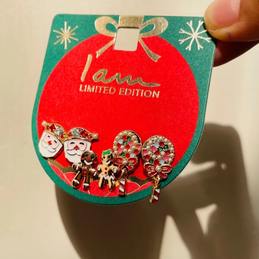 گوشواره کریسمس i am