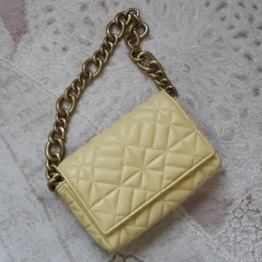 کیف ازبرندzara