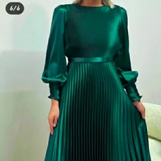لباس پلیسه مجلسی سبز زمرد