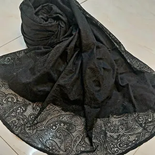 چادر مجلسی مشکی گل برجسته