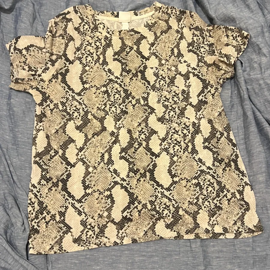 تیشرت دخترونه خیلی شیک