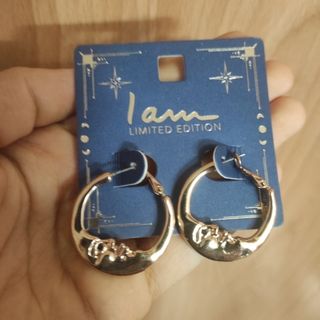 گوشواره طرح ماه