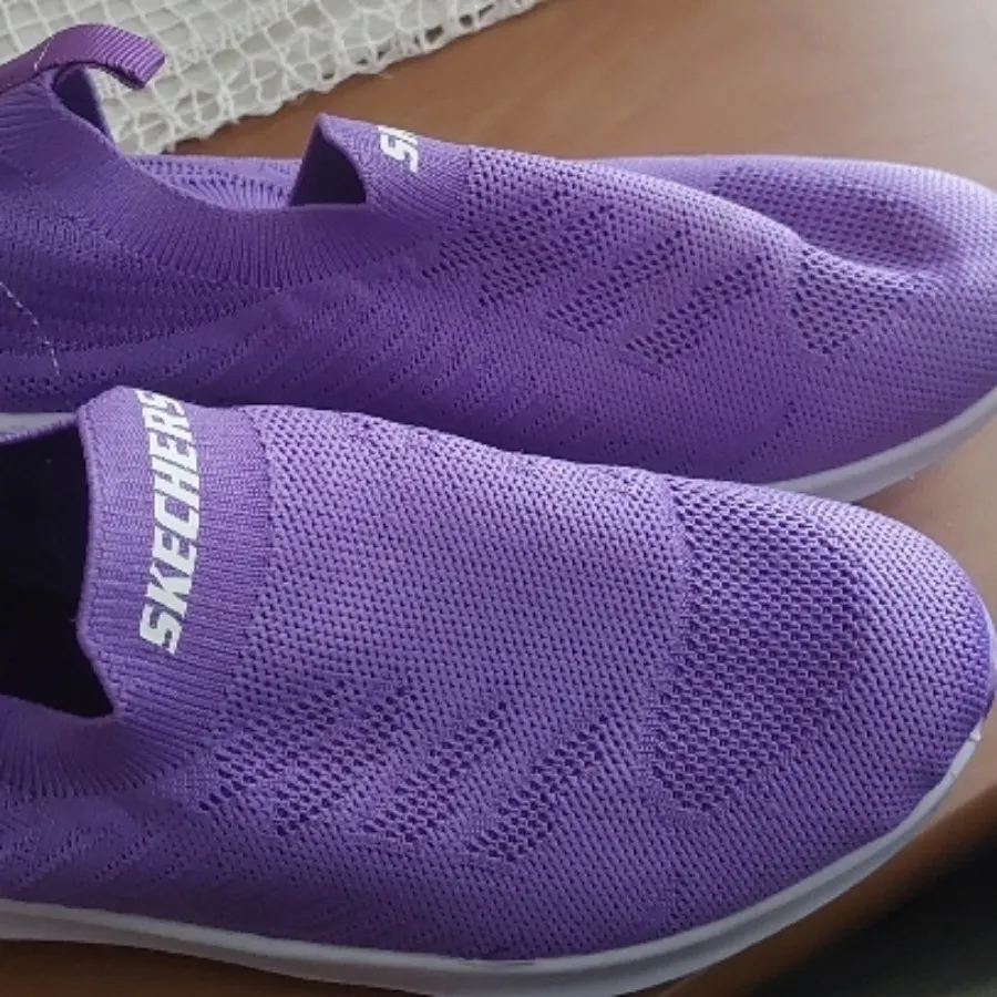 کفش کتونی اسکیچرز