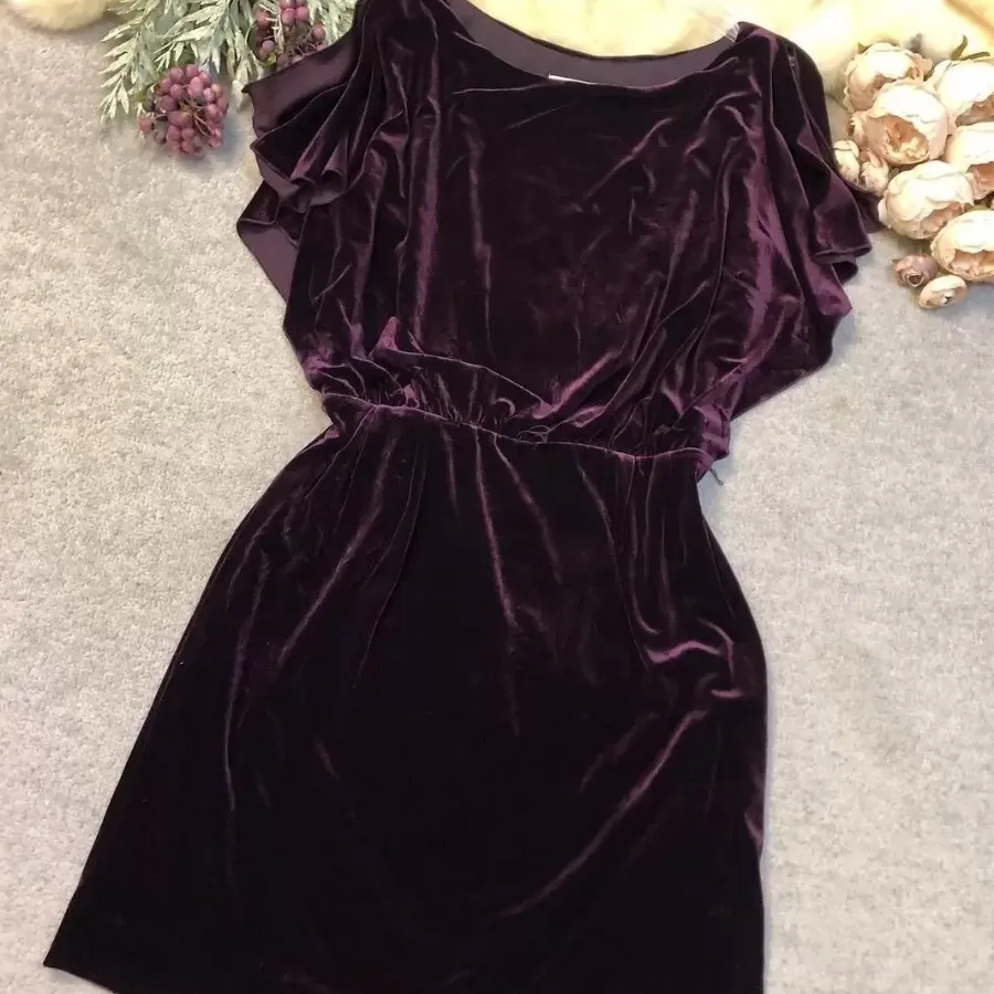 پیراهن مخمل بادمجونی