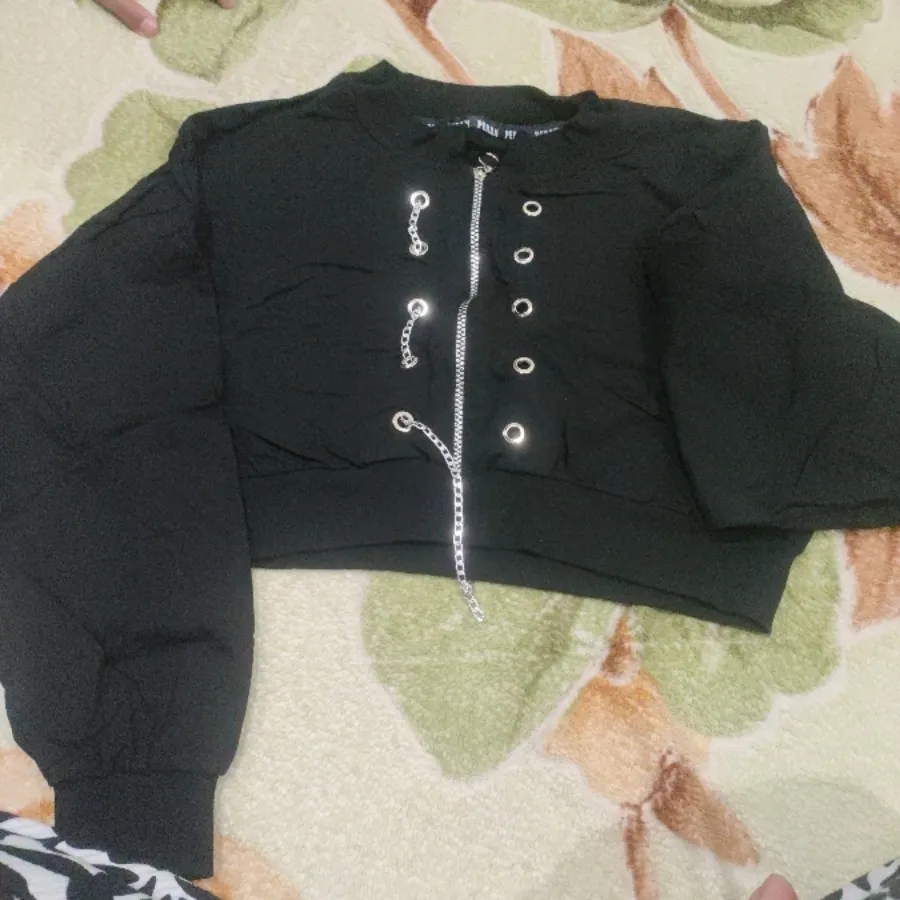 کراپ آستین دار