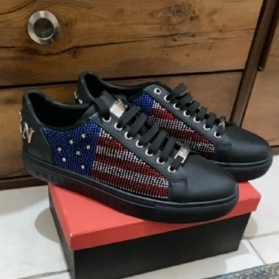 کتونی فلیپ پلین