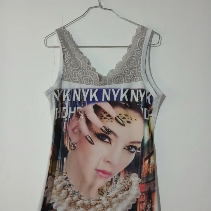 تاپ زنانه و دخترانه