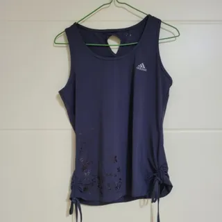 تاپ ورزشی زنانه