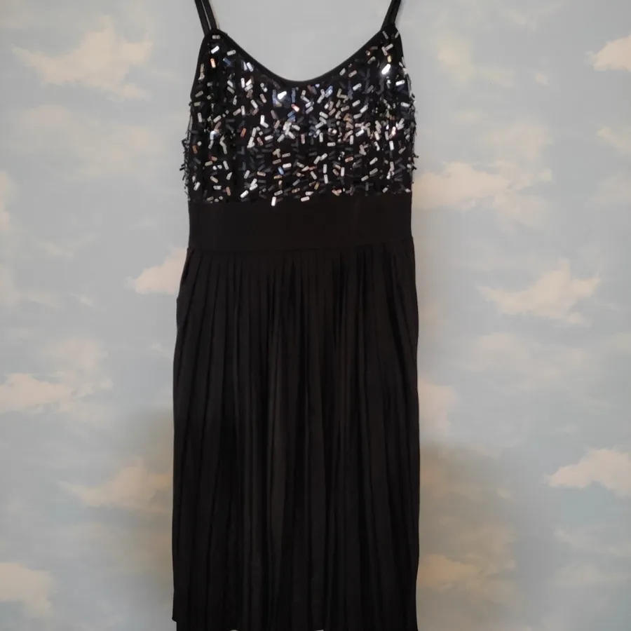 پیراهن پلیسه