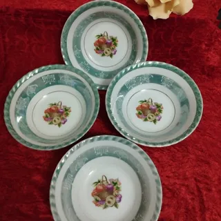 کاسه های خوشرنگ ژاپنی