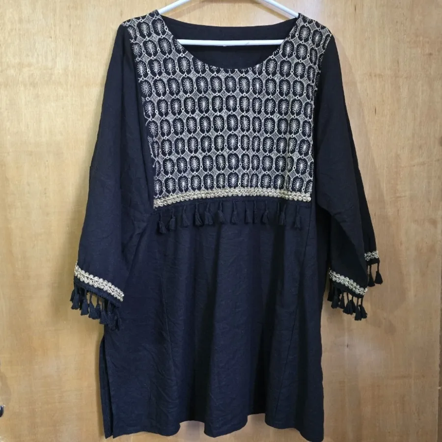 مانتو مشکی جلو بسته