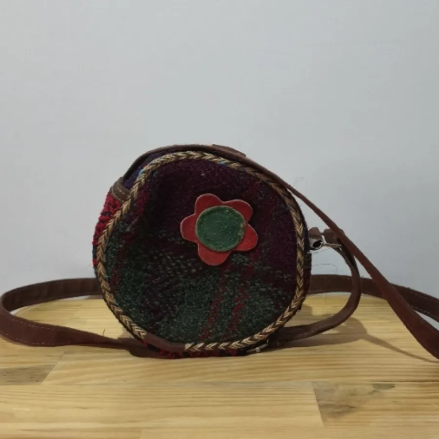 کیف طرح گلیم