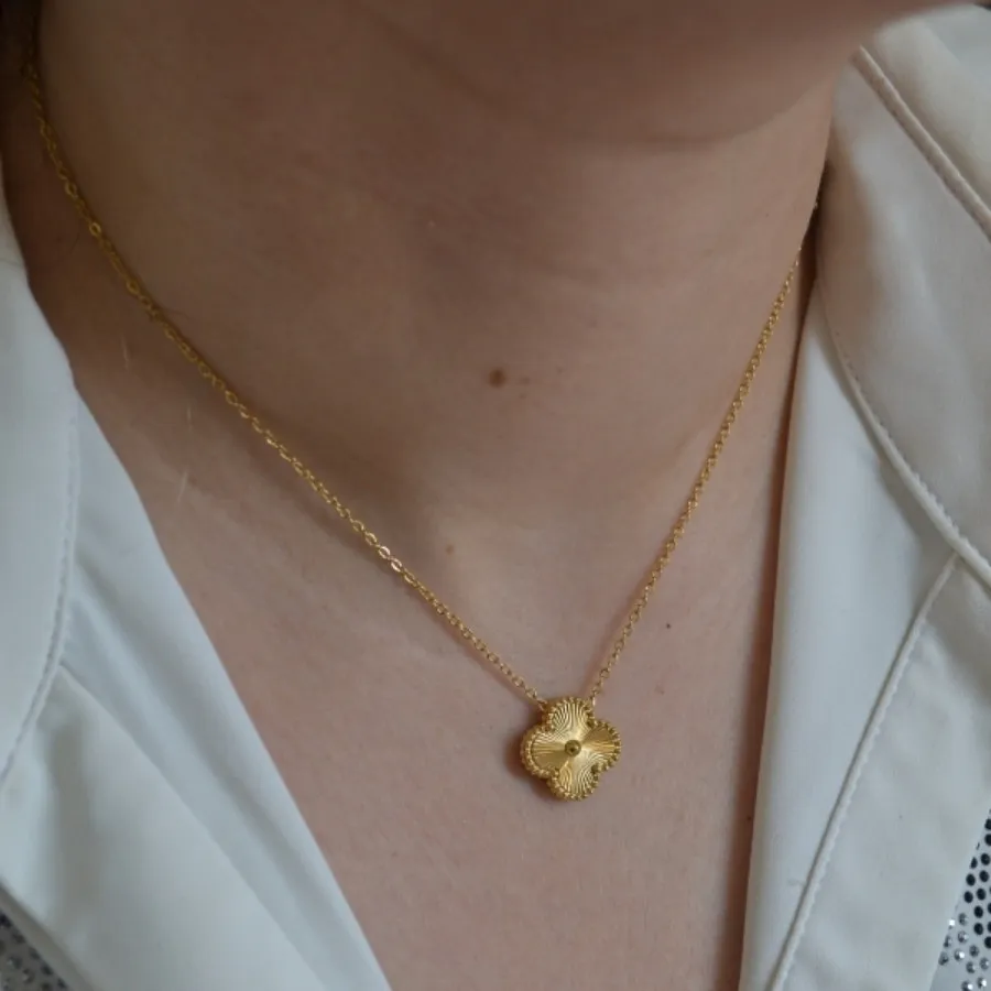 گردنبند ونکلیف تراش طلایی