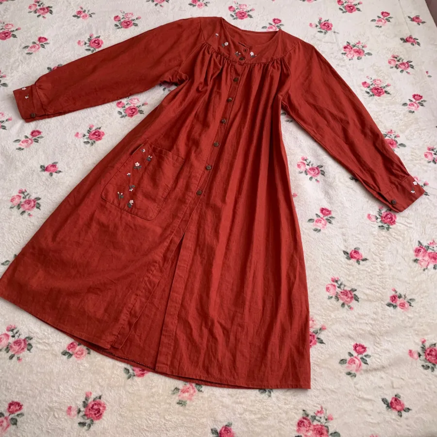 مانتو گلدوزی