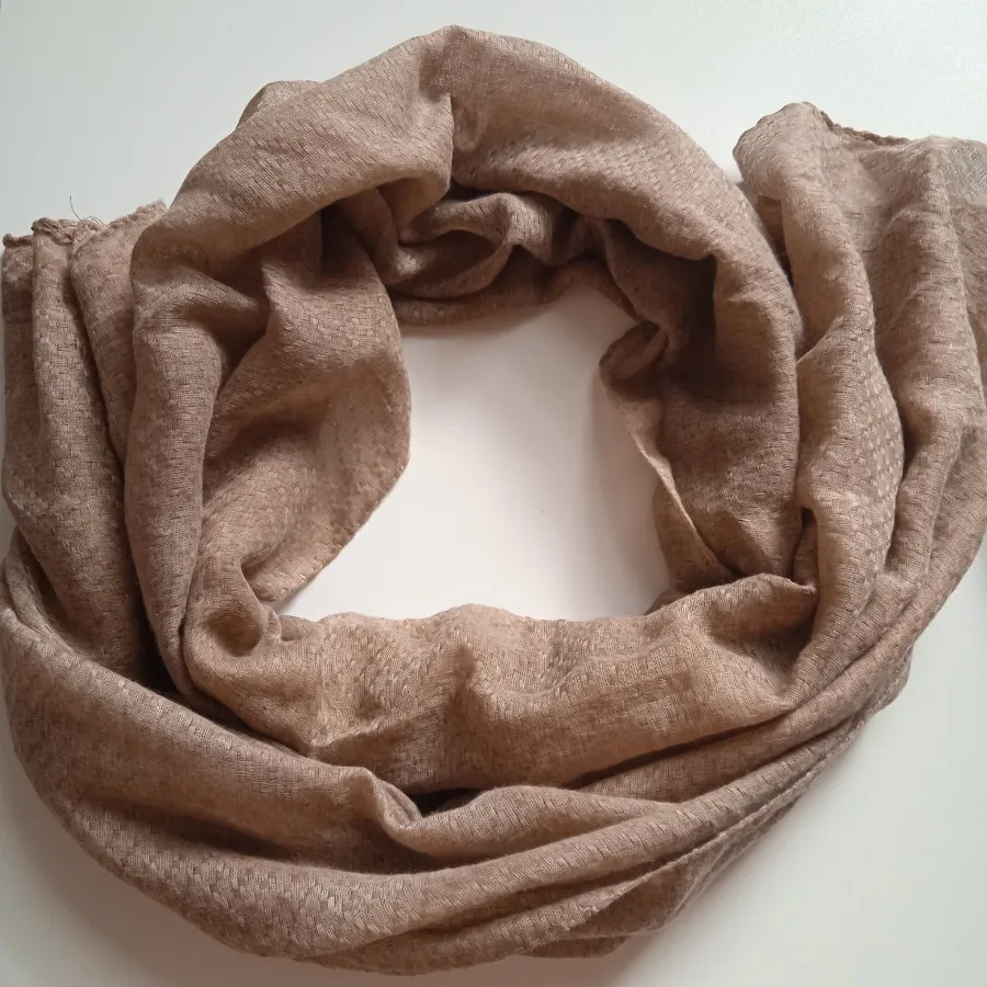 شال نخی نسکافه‌ای