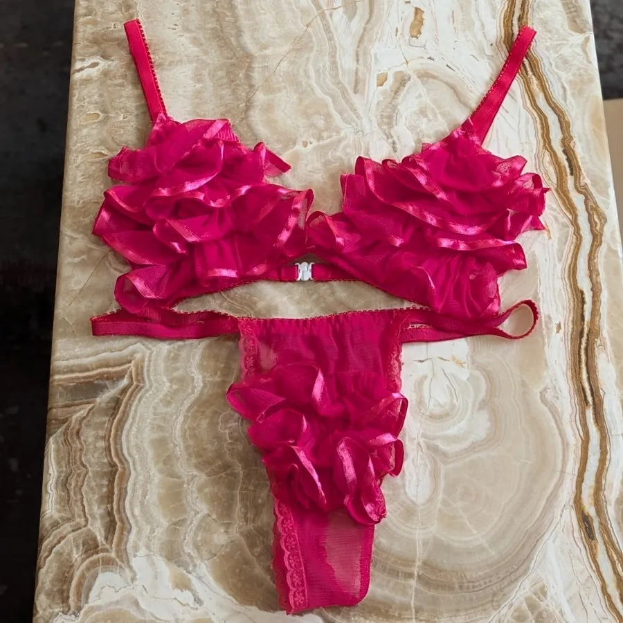 ست لباس زیر فانتزی