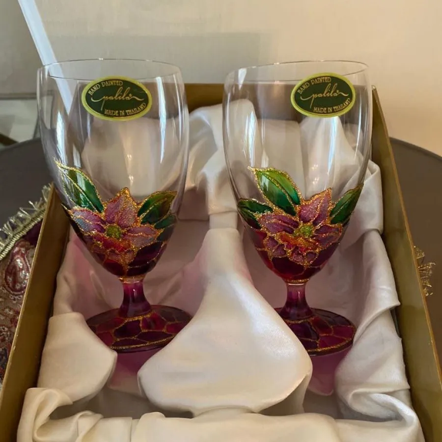 بک جفت جام کار دست تایلند