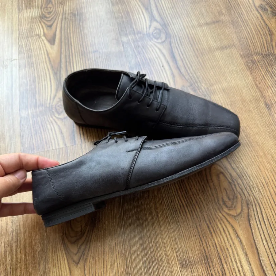 کفش چرم نفیس