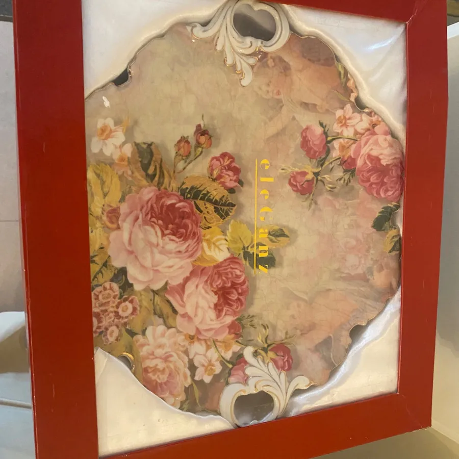 ظرف شیرینی خوری