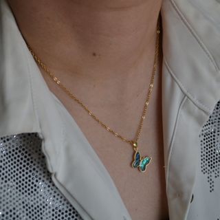 گردنبند پروانه آبی