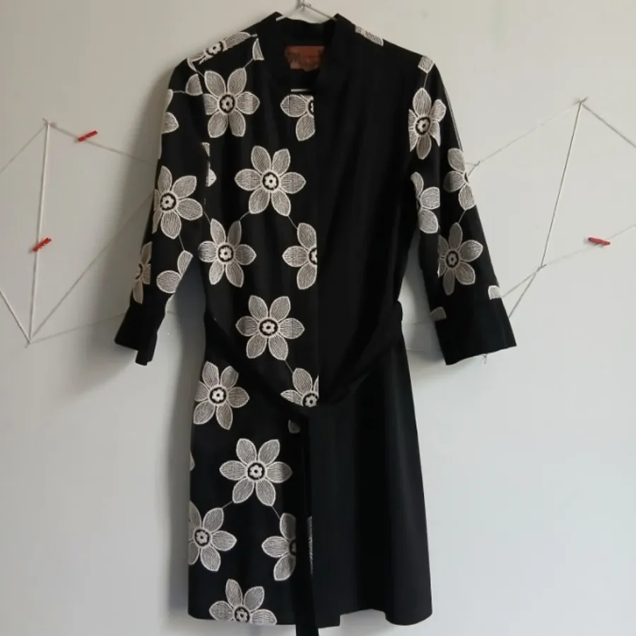 مانتو مشکی مزونی